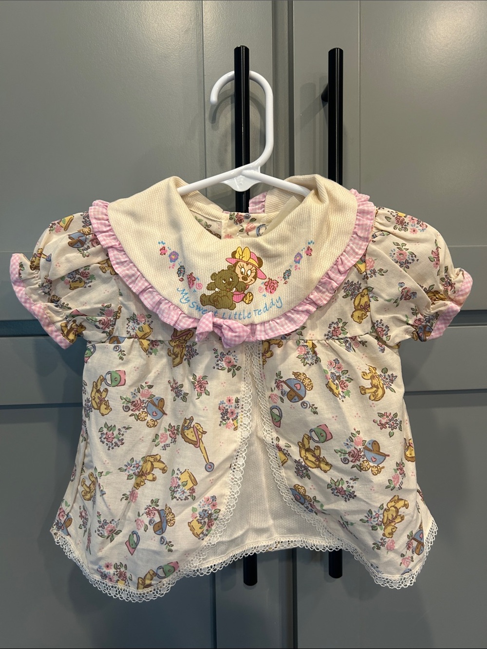 Vintage Minnie Mouse blouse